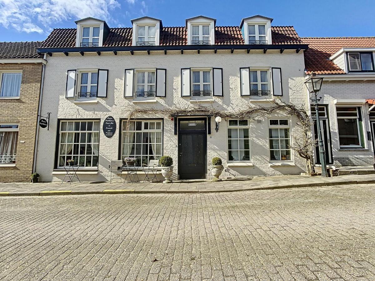 B&B Petit Chateau - Stijlvol Verblijf Centraal Gelegen In Zeeuws Vlaanderen Biervliet Exterior foto